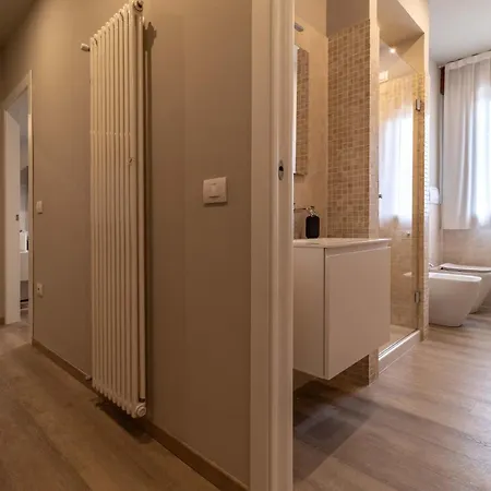 Idealhome Apartment *