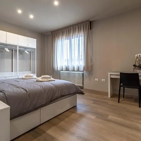 Idealhome Apartment